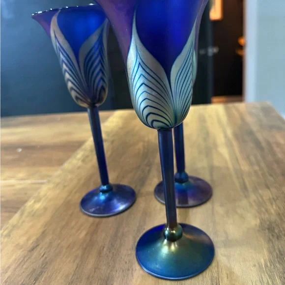 Vintage Artisan Blown Carnival Glass Champagne Flutes - Picture 3 of 16